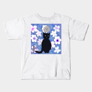 Blackcat and mollymawk chic on her head a rat sneaking past Kids T-Shirt